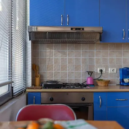 9 Kateshet Apartment *