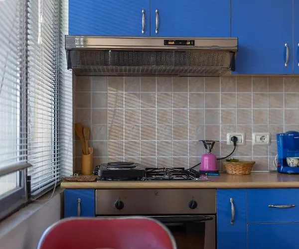 9 Kateshet Apartment *